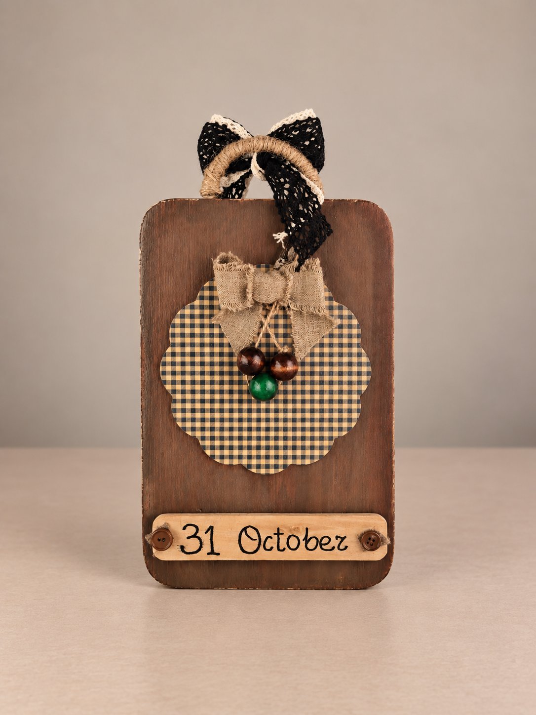Double-Sided Halloween Wooden Plaque – Rustic 31 October & Peeking Ghosts Decor