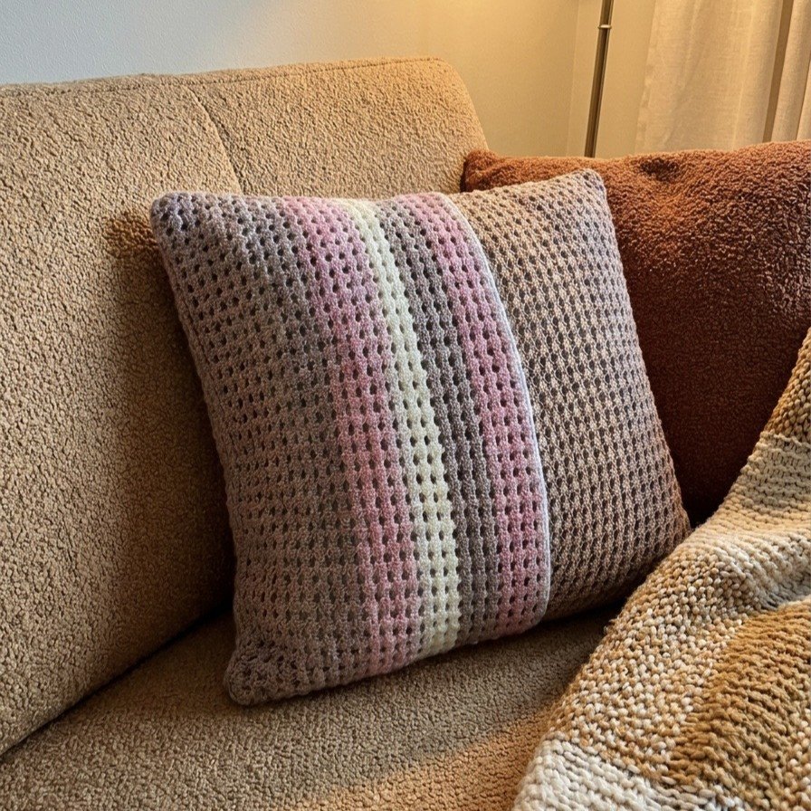 🛋️ Home Essentials  • Cushion Covers