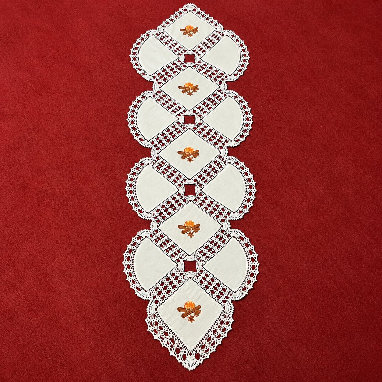 🍊 Cinnamon & Orange — Handmade Lace Table Runner