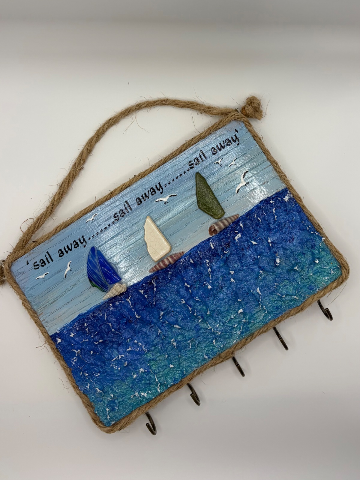 ‘sail away, sail away, sail away’ key holder.