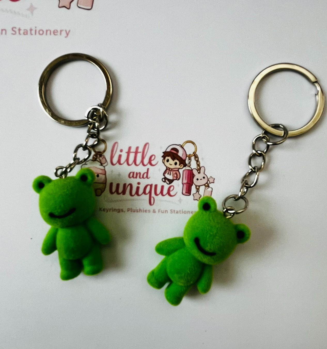 Fluffy Frog Keyring